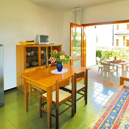 Holiday Villaggio Sole B Spiaggia Ivn01325 Iya 度假居 比比翁