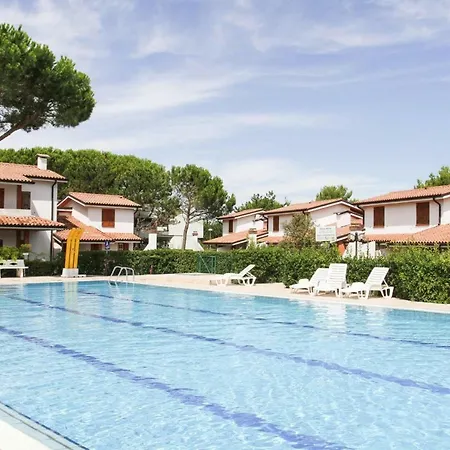 Holiday Villaggio Sole B Spiaggia Ivn01325 Iya